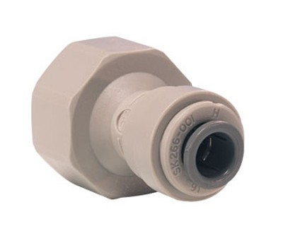 Адаптер с внутренней резьбой BSP с плоским внутренним торцом