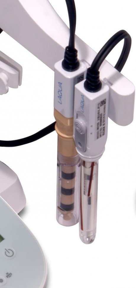 PH/ОВП/EC/TDS/RES/SAL метр Horiba LAQUA PC1500 настольный с держателем электрода