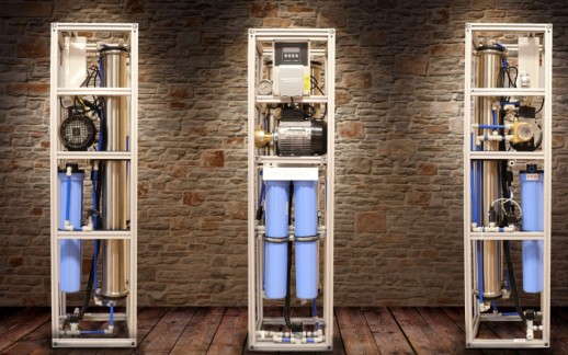 Стационарная система очистки воды Aquafactor SS-RO-4040-PC на основе обратного осмоса с насосом и контроллером