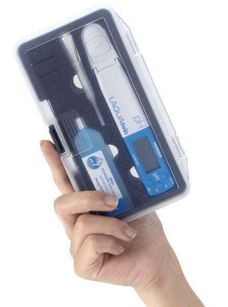 B-712_LAQUAtwin Compact_pH_Meter_2ua2f.jpg