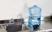 Помпа-насос Flojet BevJet Compact BLC 220 вольт для бутилированной воды, вина, напитков